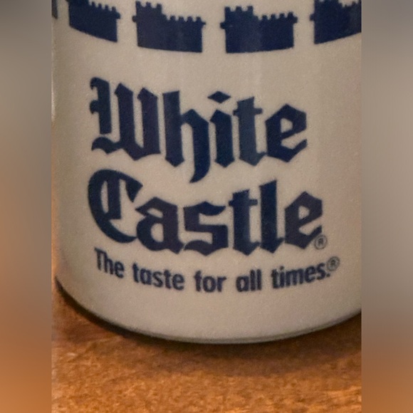 2 White Castle Restaurant Coffee Mugs from 1990  collectible - Picture 2 of 7